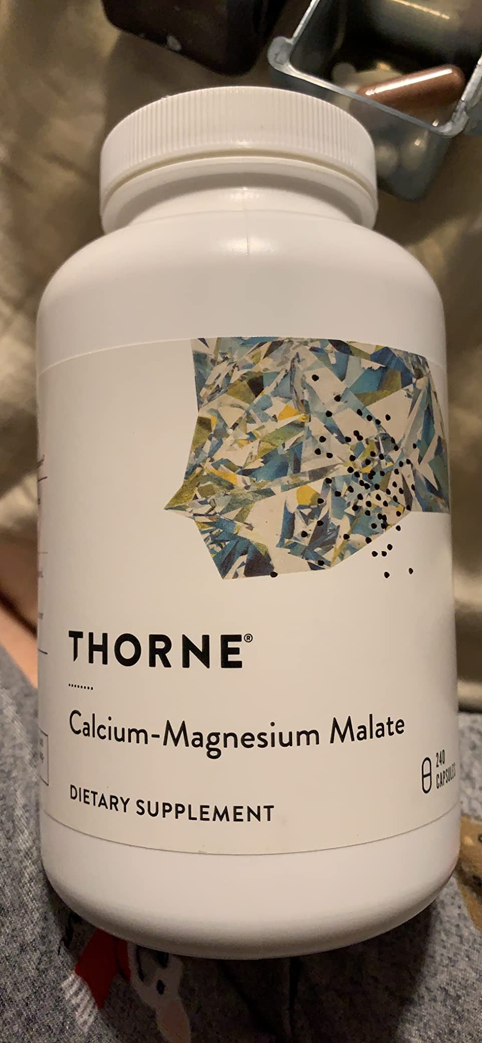 THORNE - Calcium-Magnesium Malate - Optimally Absorbed Magnesium & Calcium 240 Capsules thumbnail 4